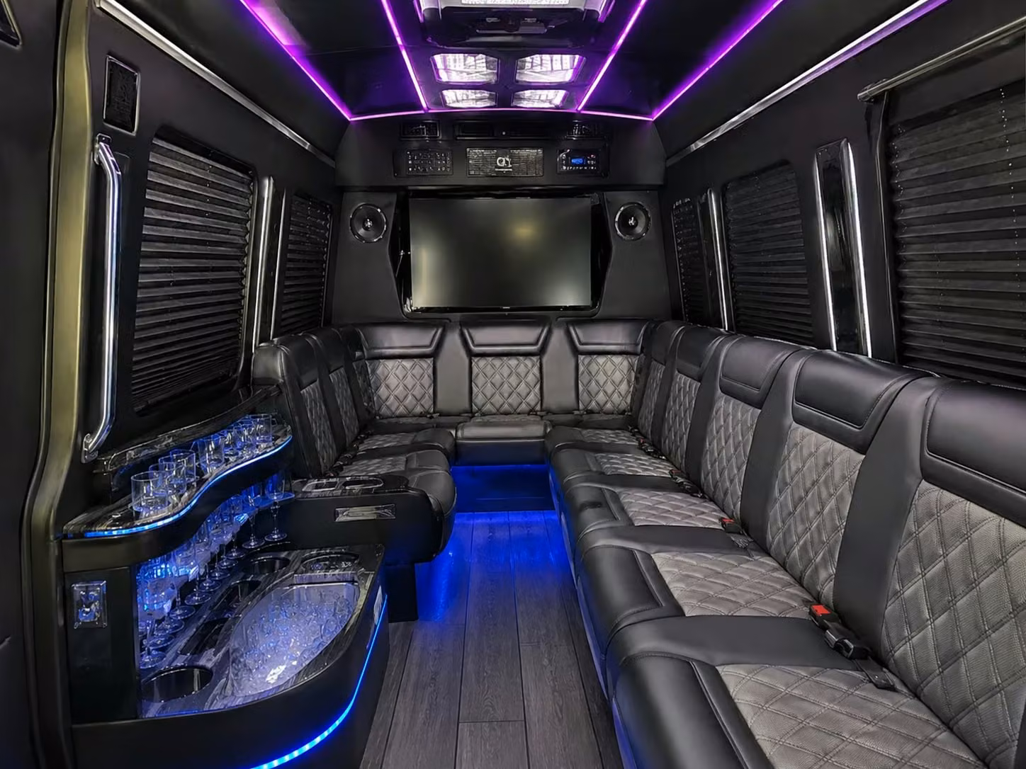 airport transfers for out of town wedding guests flying into medford