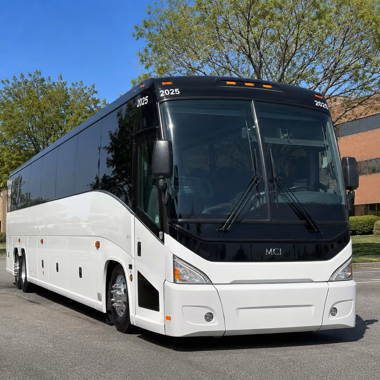 charter buses for crater lake and southern oregon nature field trips