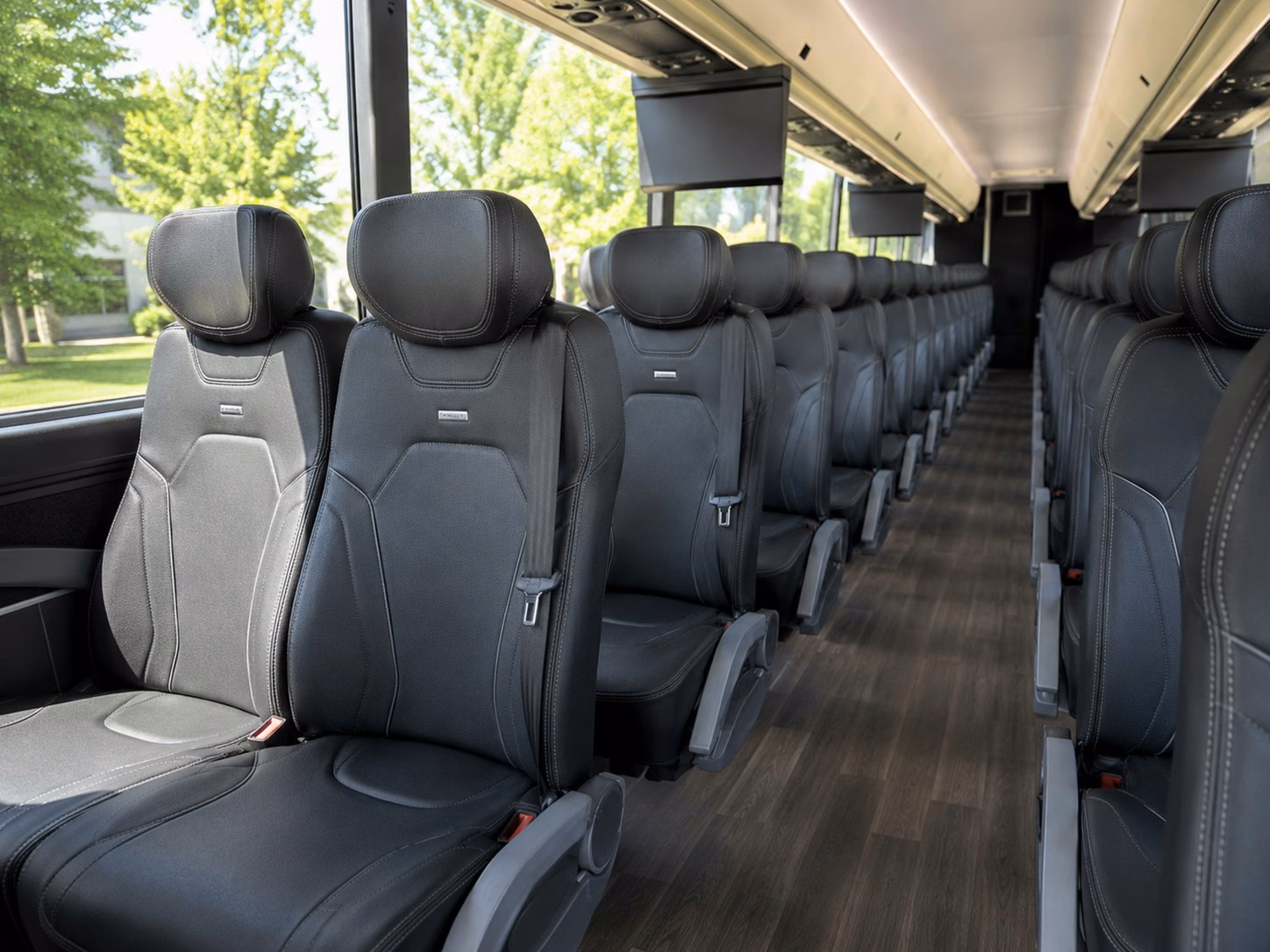 wedding transportation from medford to scenic rogue valley vineyard venues