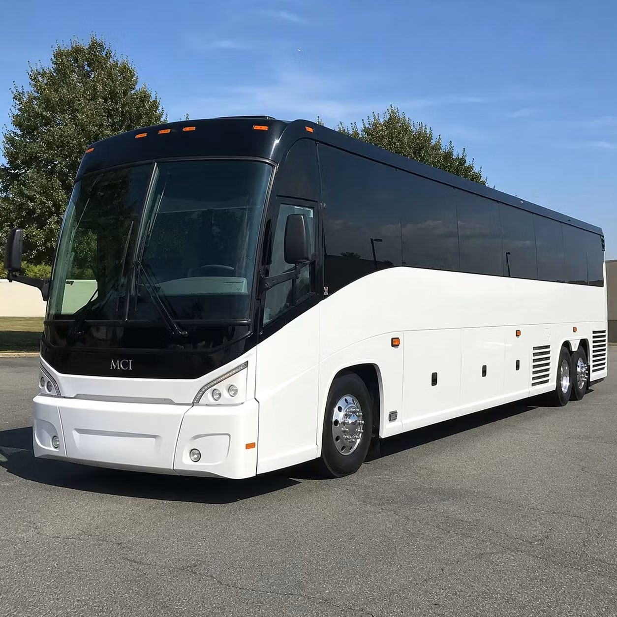 what makes medford an ideal starting point for multi state long distance bus travel