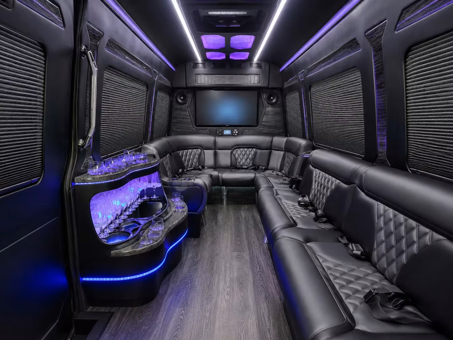 winery and agricultural employer shuttle services in the rogue valley